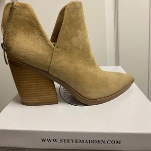 EUC Steve Madden Alyse Bootie